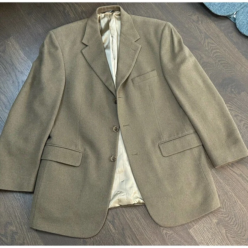 Bill Blass Vintage Blazer Sport‎ Coat Three Button Jacket Camel Hair 40R Casual